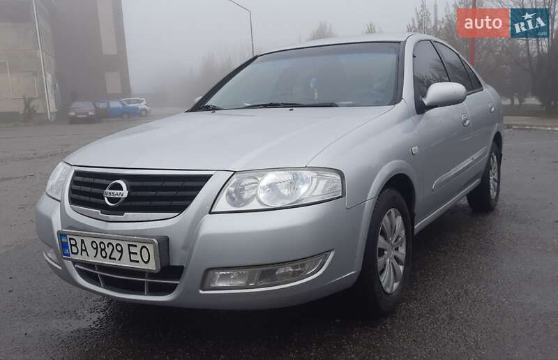Nissan Almera 2010