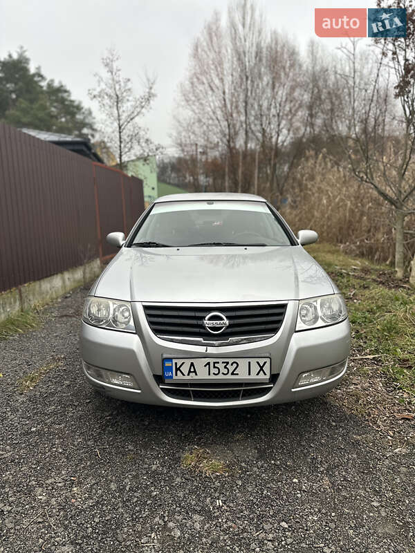 Nissan Almera 2012