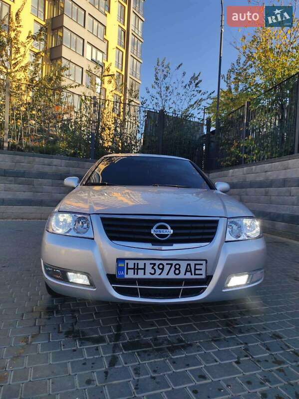 Nissan Almera 2011
