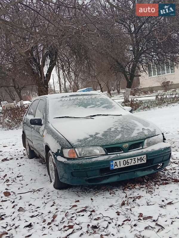 Nissan Almera 1996