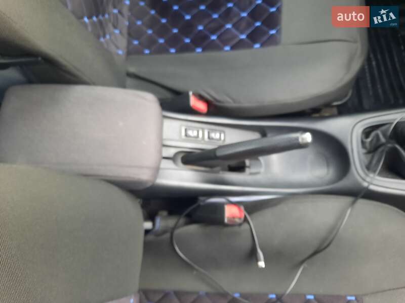 Седан Nissan Almera 2005 в Одесі фото 7 Седан Nissan Almera 2005 в Одесі