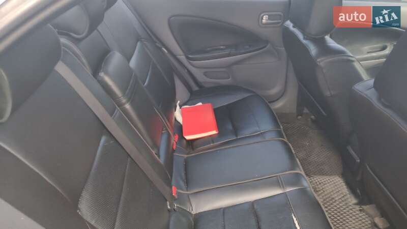 Седан Nissan Almera 2004 в Краматорске фото 12 Седан Nissan Almera 2004 в Краматорске