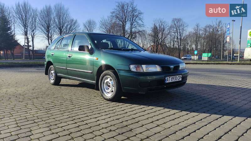 Nissan Almera 1996