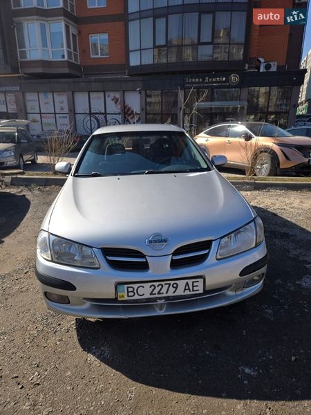 Nissan Almera 2001