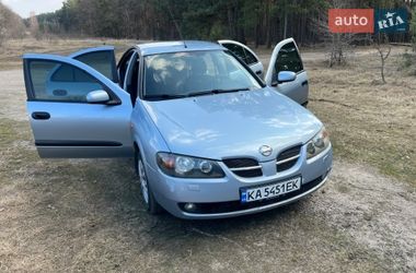 Седан Nissan Almera 2005 в Богуславе