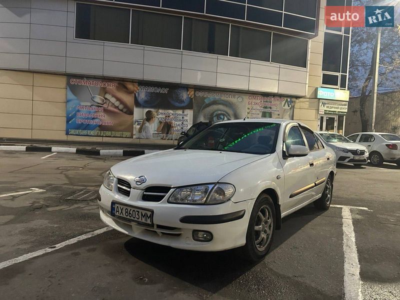 Nissan Almera 2002