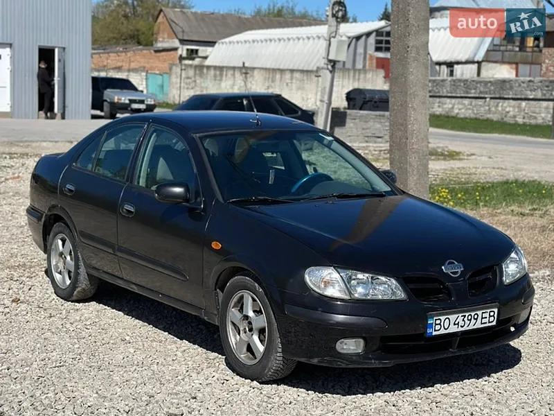 Nissan Almera 2002