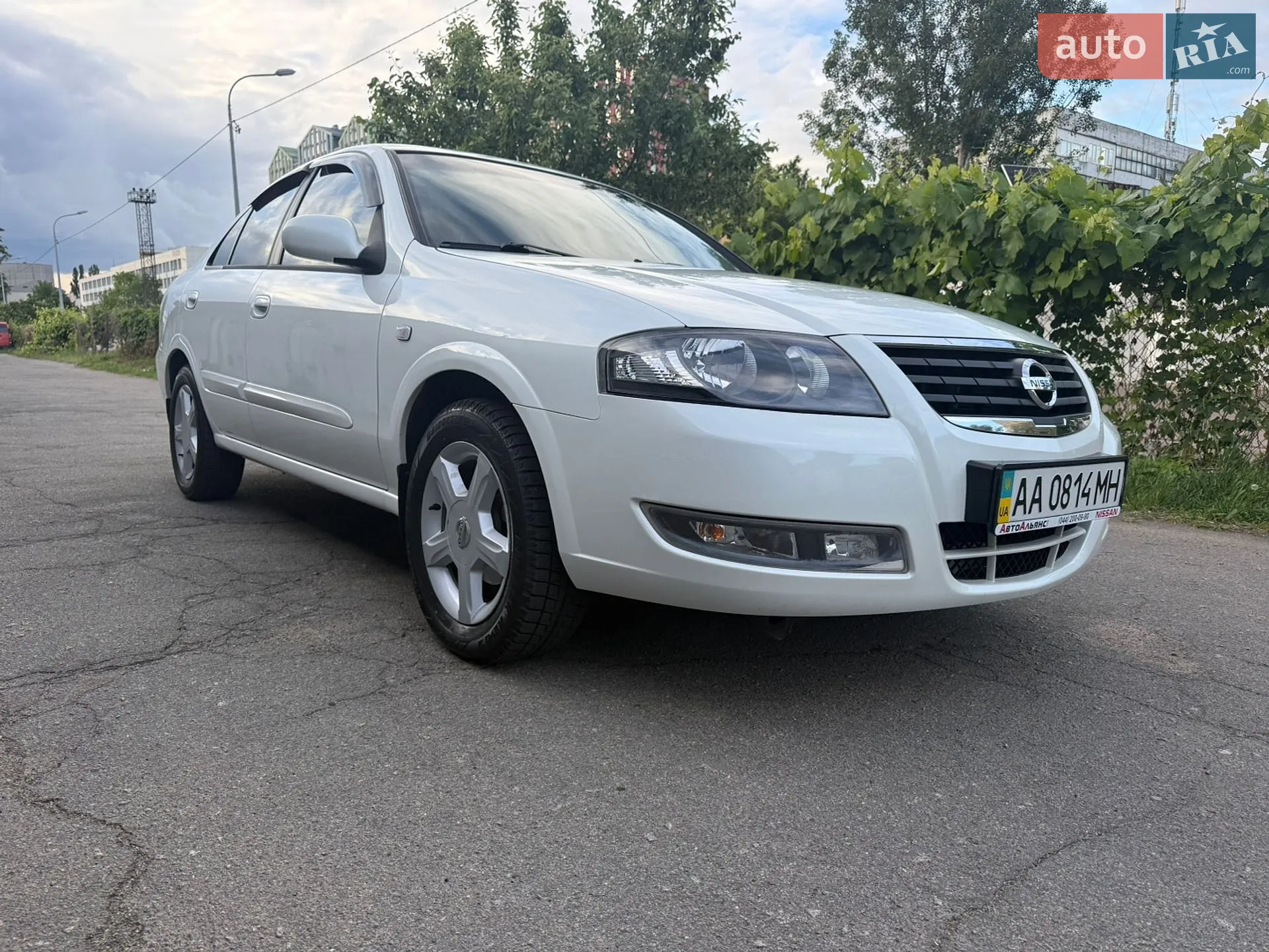 2012 Nissan Almera - мініатюра 3
