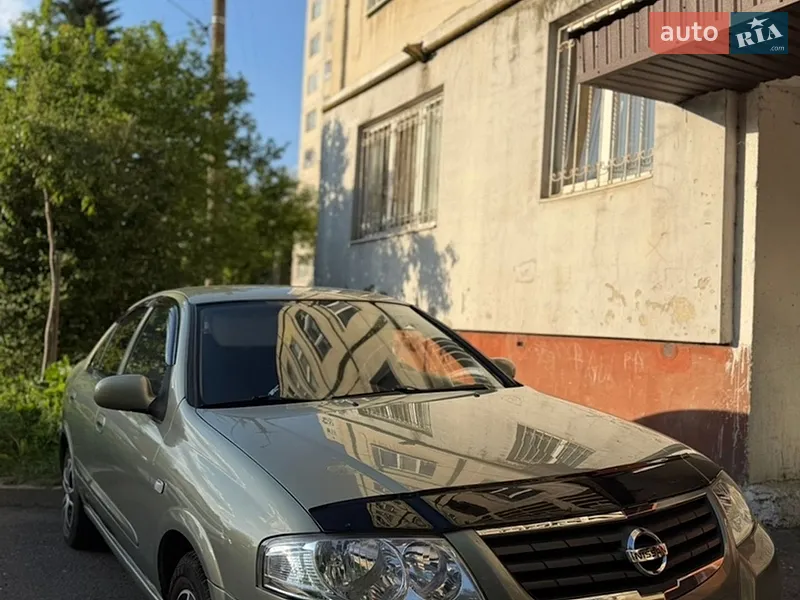 Nissan Almera