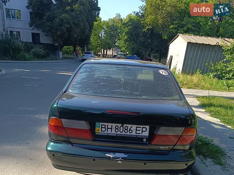 Nissan Almera 1995