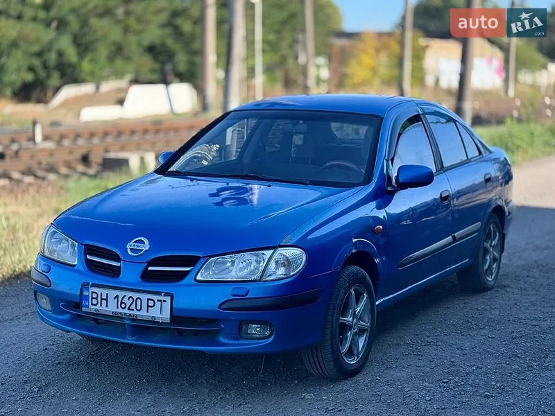 Nissan Almera 2001