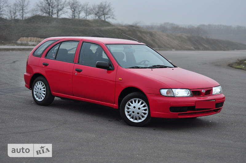 Хэтчбек Nissan Almera 1996 в Одессе фото 11 Хэтчбек Nissan Almera 1996 в Одессе