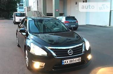 Седан Nissan Altima 2015 в Харькове