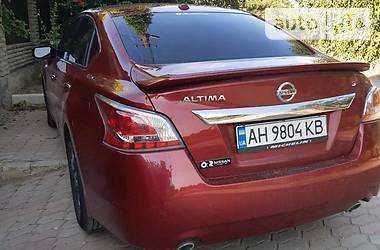 Седан Nissan Altima 2015 в Мариуполе