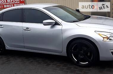 Седан Nissan Altima 2015 в Одессе