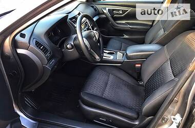 Седан Nissan Altima 2017 в 