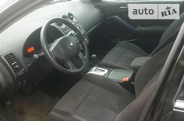 Седан Nissan Altima 2010 в Никополе