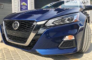 Седан Nissan Altima 2019 в Білій Церкві