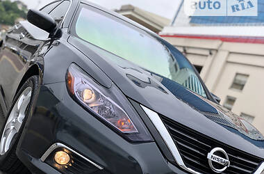 Седан Nissan Altima 2018 в Одессе