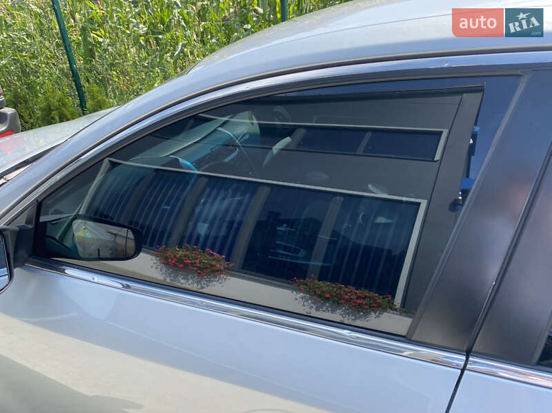 Седан Nissan Altima 2015 в Ивано-Франковске