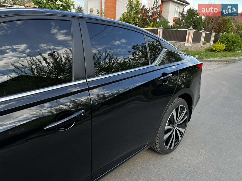 Седан Nissan Altima 2019 в Белой Церкви