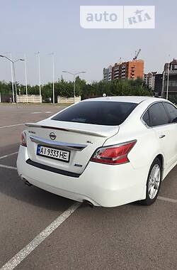 Седан Nissan Altima 2014 в Василькове