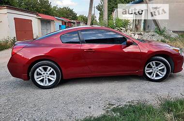 Купе Nissan Altima 2013 в Чорткове