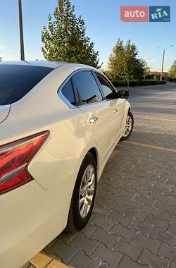 Седан Nissan Altima 2012 в Одесі
