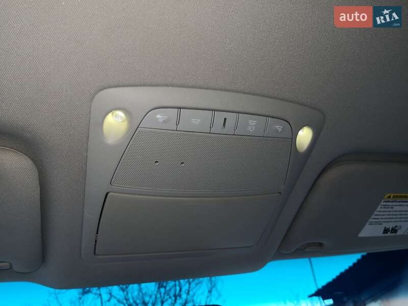 Седан Nissan Altima 2016 в Жовтих Водах