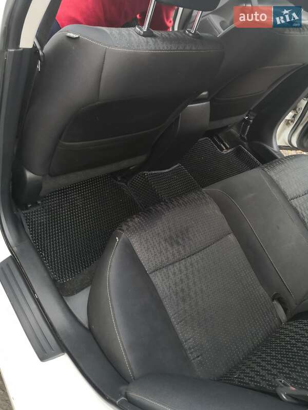 Седан Nissan Altima 2016 в Жовтих Водах