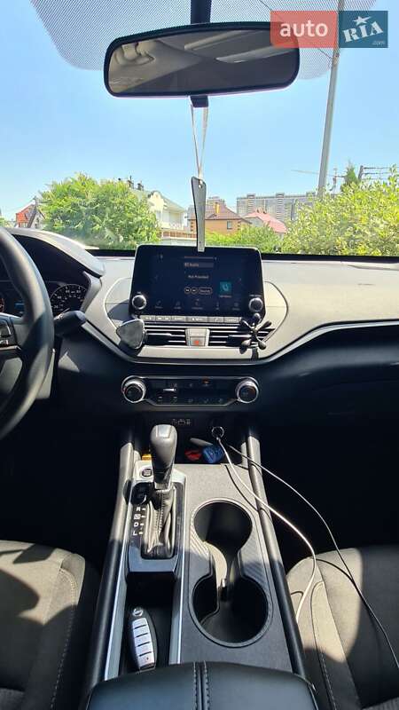 Седан Nissan Altima 2018 в Киеве фото 11 Седан Nissan Altima 2018 в Киеве