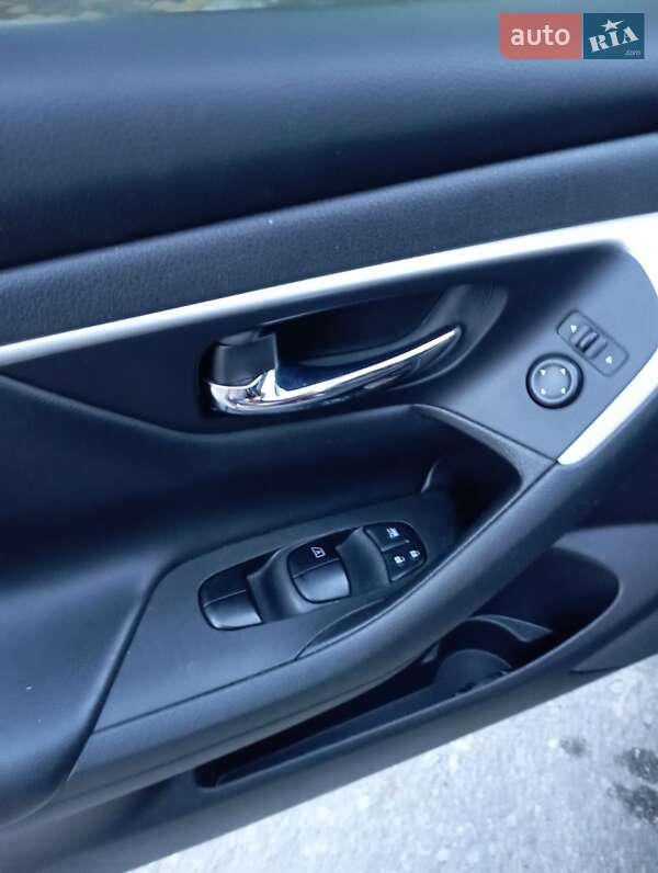 Седан Nissan Altima 2016 в Дніпрі фото 15 Седан Nissan Altima 2016 в Дніпрі