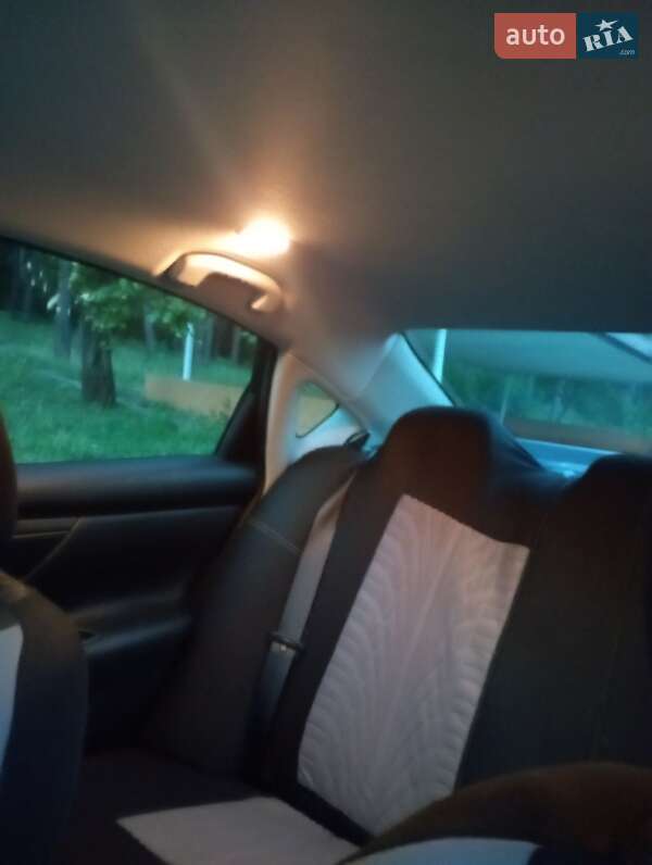 Седан Nissan Altima 2016 в Дніпрі фото 21 Седан Nissan Altima 2016 в Дніпрі