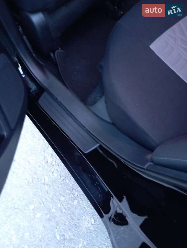 Седан Nissan Altima 2016 в Дніпрі фото 27 Седан Nissan Altima 2016 в Дніпрі