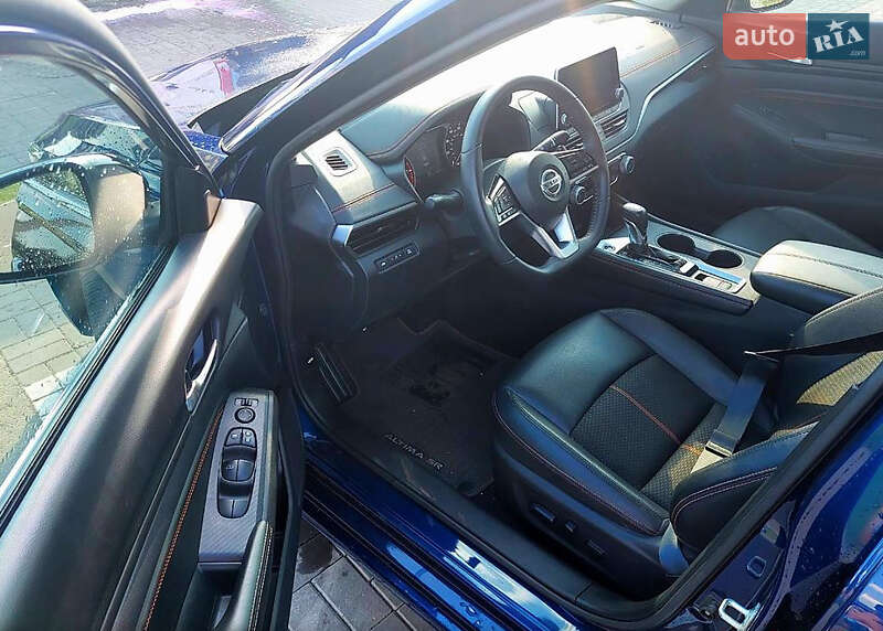 Седан Nissan Altima 2019 в Киеве
