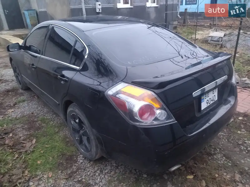 Nissan Altima 2008