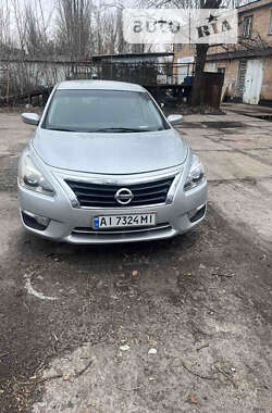 Седан Nissan Altima 2014 в Киеве