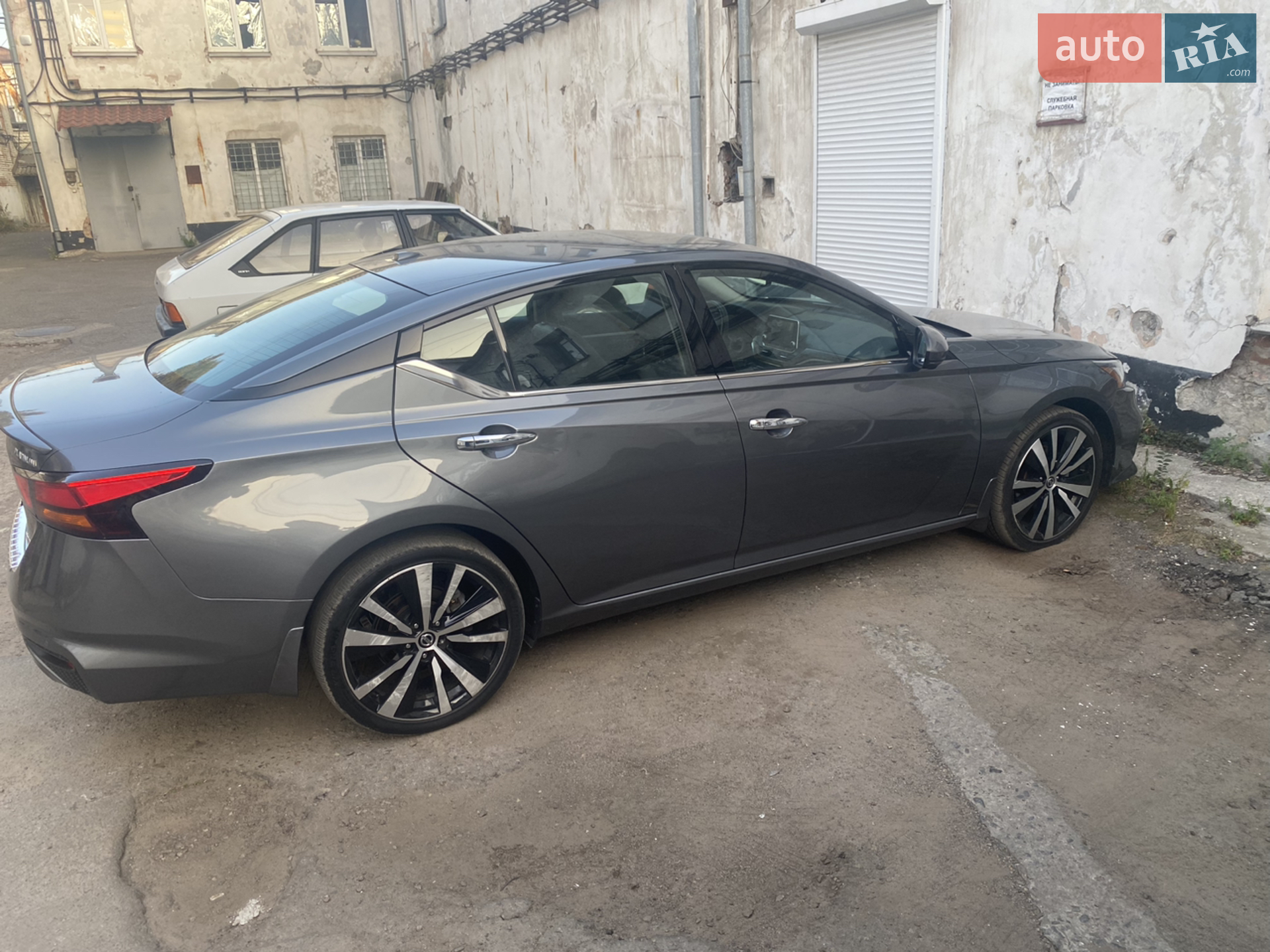2019 Nissan Altima - мініатюра 3