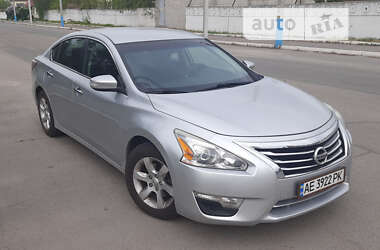 Седан Nissan Altima 2013 в Дніпрі