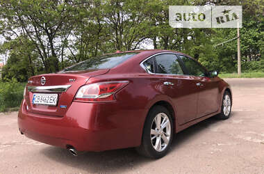 Седан Nissan Altima 2012 в Чернигове