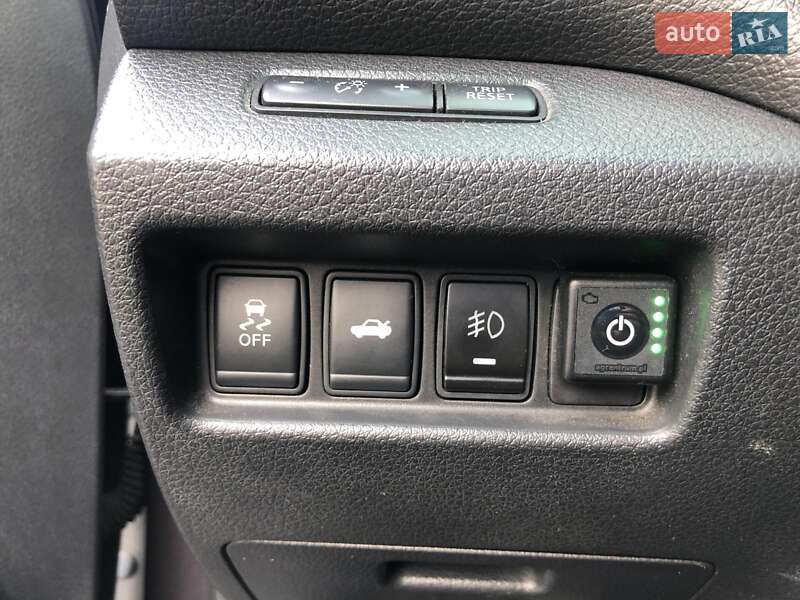 Седан Nissan Altima 2013 в Одесі