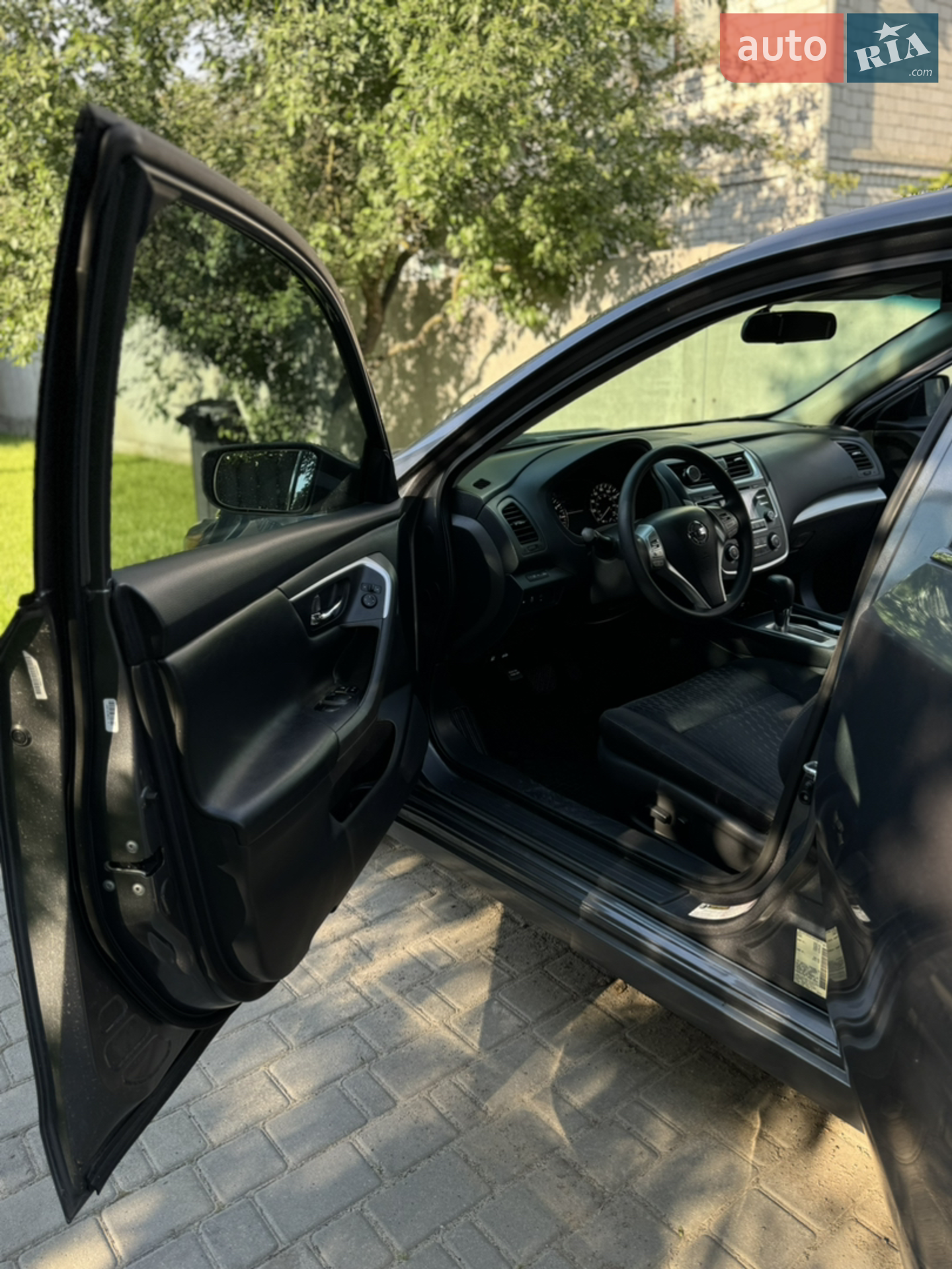 2017 Nissan Altima - мініатюра 12