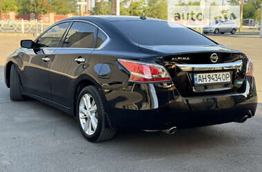 Седан Nissan Altima 2015 в Дніпрі