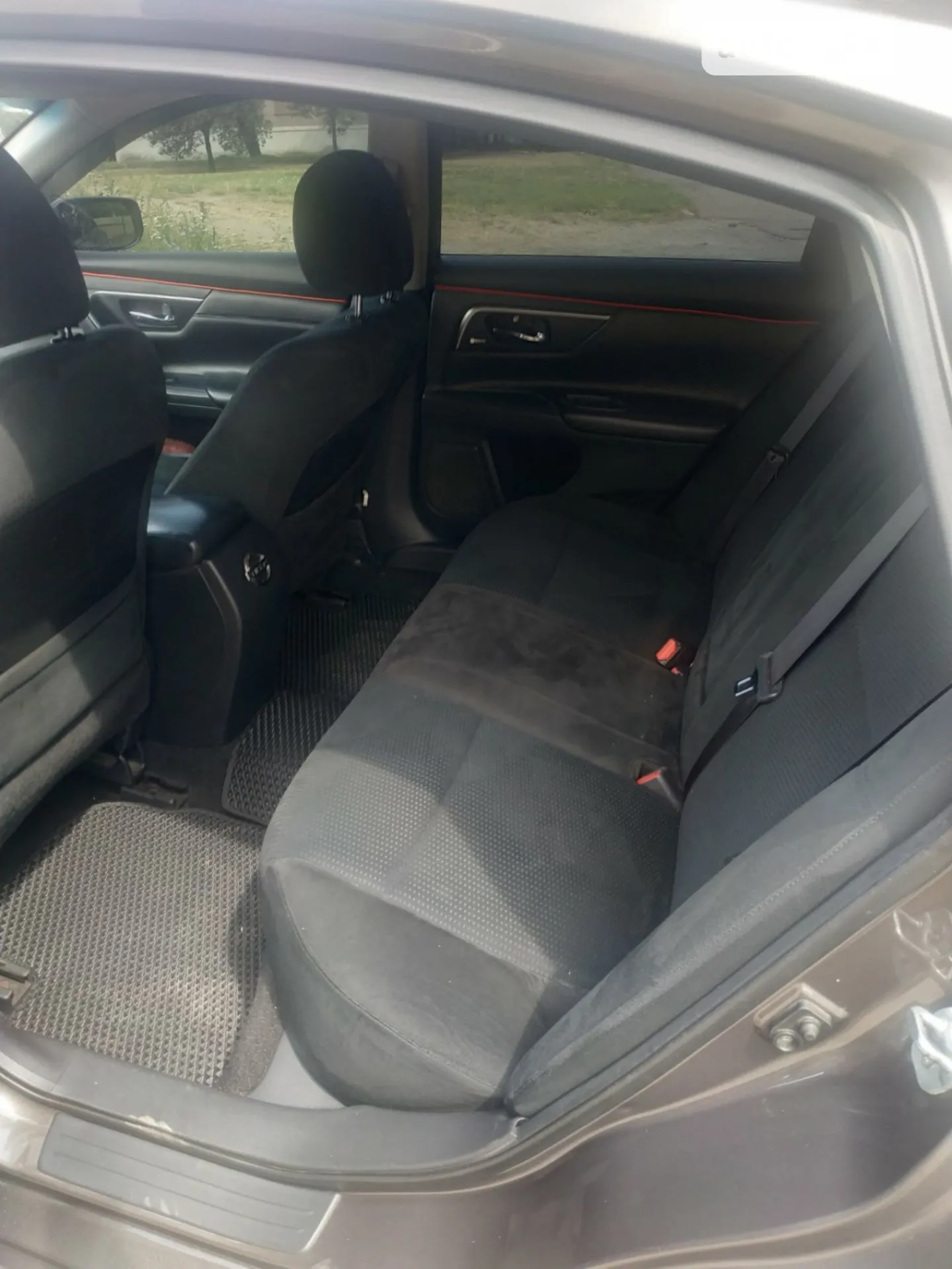2015 Nissan Altima - мініатюра 37