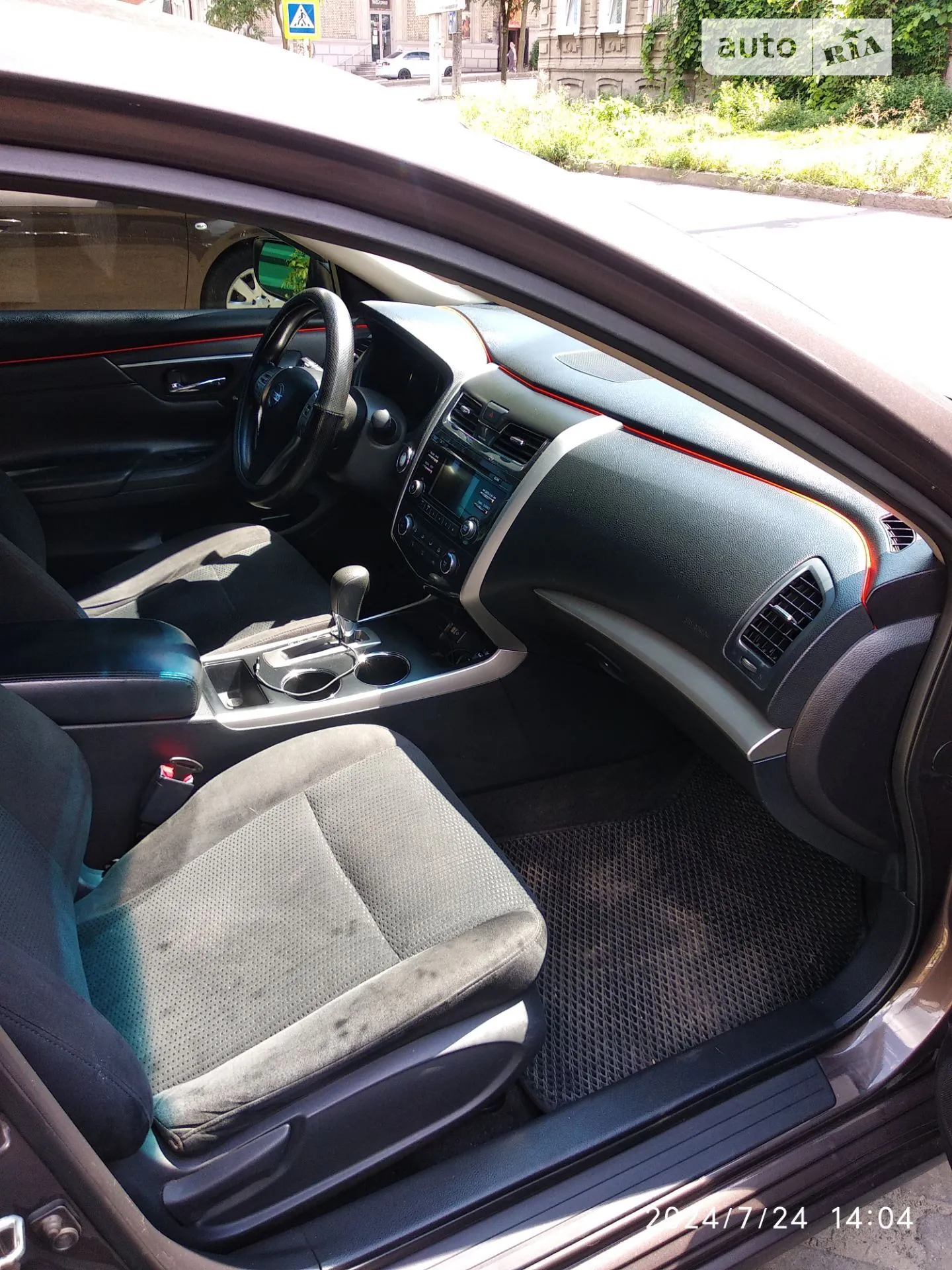 2015 Nissan Altima - мініатюра 42