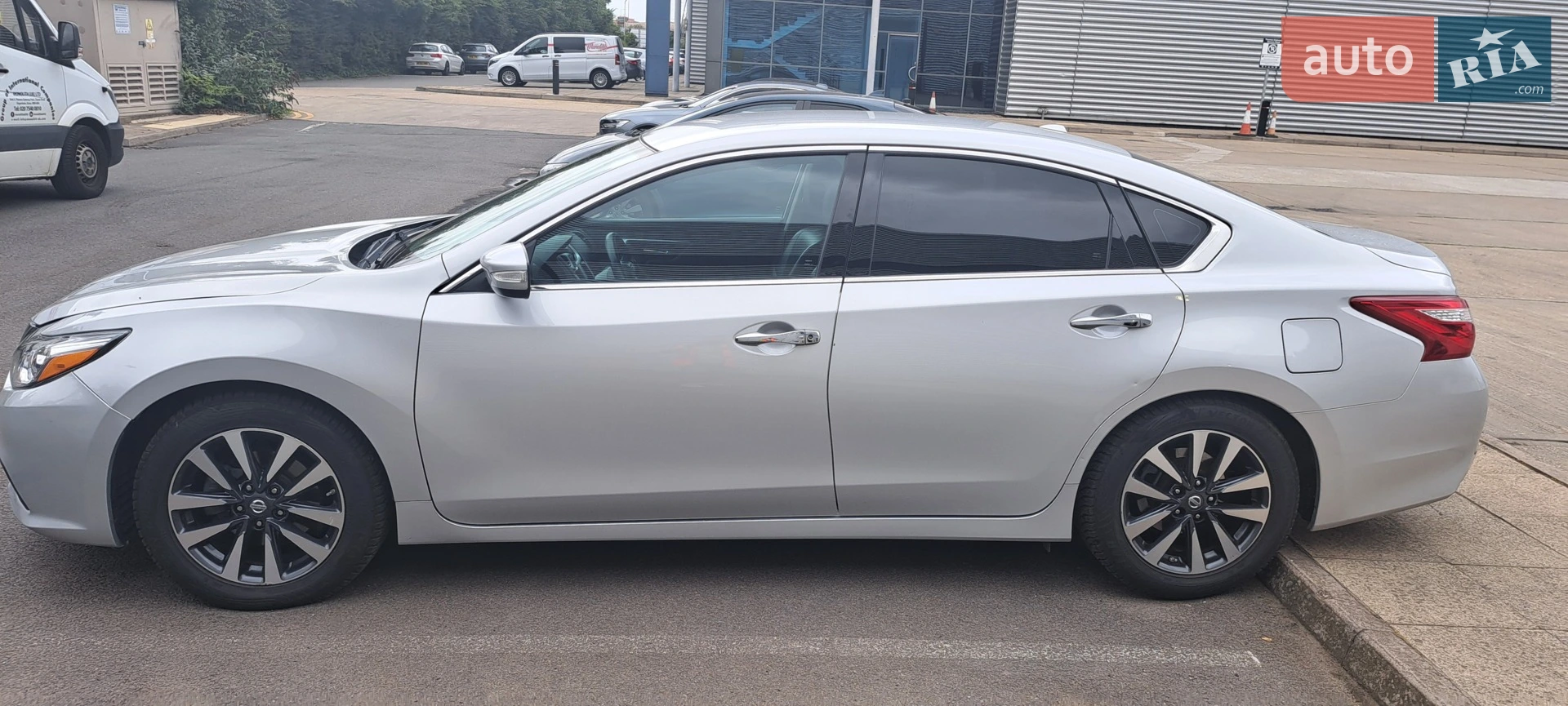 2017 Nissan Altima - мініатюра 4