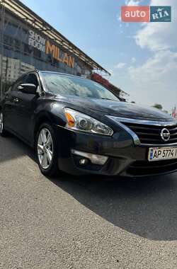 Седан Nissan Altima 2013 в Запоріжжі