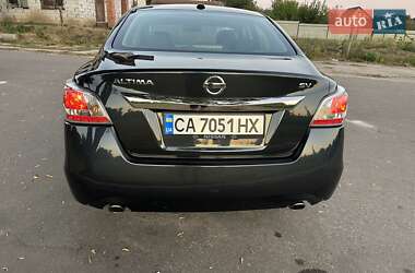 Седан Nissan Altima 2014 в Борисполе