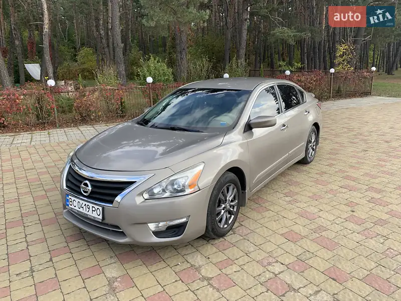 Nissan Altima