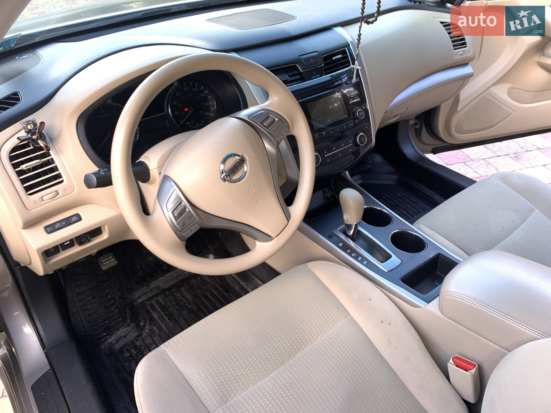 2015 Nissan Altima - мініатюра 17